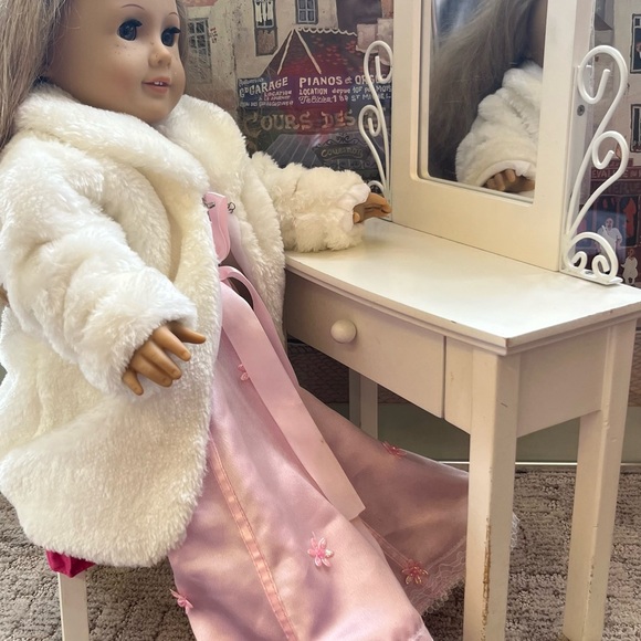 AMERICAN GIRL BUNDLE - Picture 6 of 9
